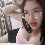 758438821